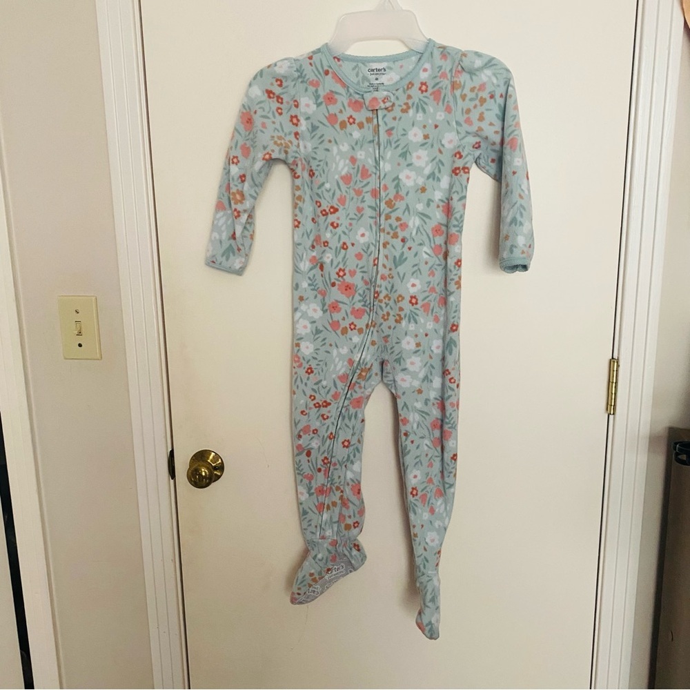 Carter’s size 4 bodysuit pajamas, girls, flannel